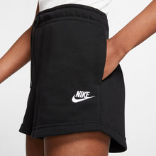 Cargar imagen en el visor de la galería, NIKE PANTALÓN CORTO ESSENTIAL FRENCH
